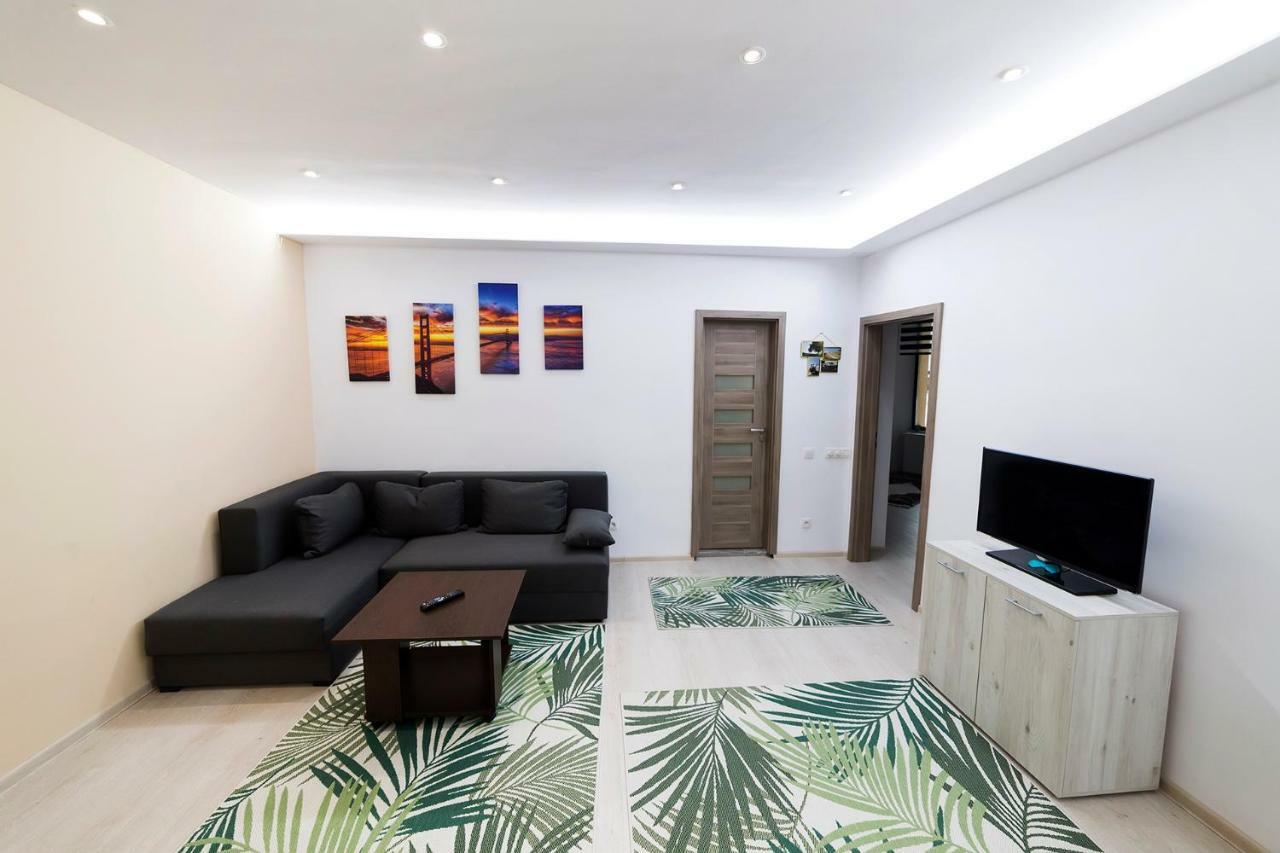 Central Apartment- Shumi'S كلوج-نابوكا المظهر الخارجي الصورة